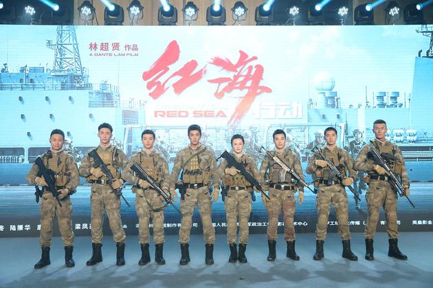 蛟龙突击队合影8.8