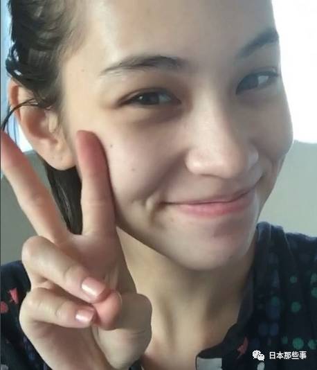 水原希子