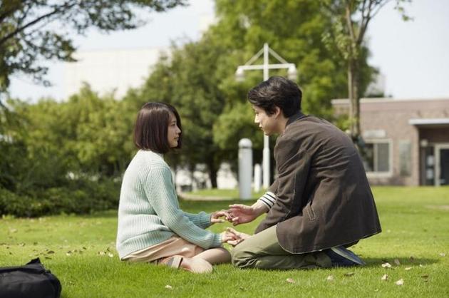 有村架纯、坂口健太郎3