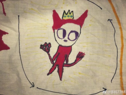 多多为万圣节做准备