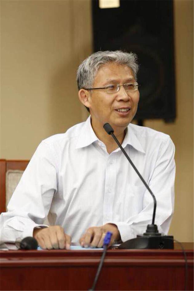 纪连海要搞游走的讲坛诉说故事小镇