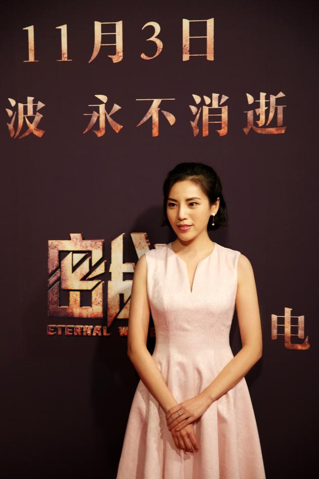 赵丽颖刘玥心投身喋血“密战” 合作默契十足|演技|新人|优雅|万冰|银幕_手机新浪网