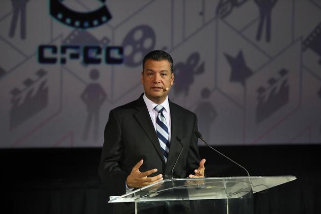 加利福尼亚州州务卿Alex Padilla为年度电影论坛致辞 