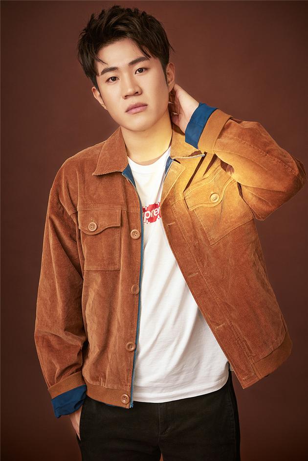 王亮《演员的诞生》演绎自己的故事 引章子怡感慨