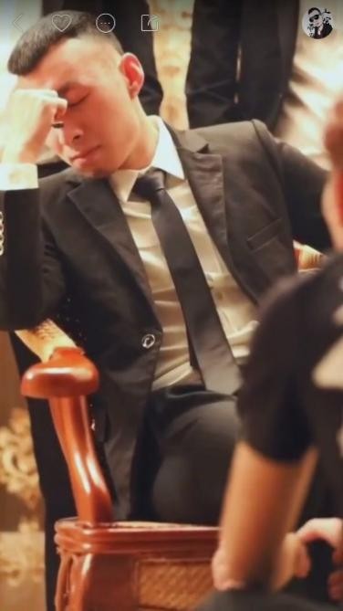 “快手影帝”上官带刀