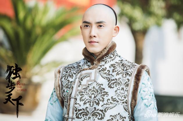 张睿饰代善张睿独步天下新浪娱乐讯 由张睿[微博]与唐艺昕[微博],林峯