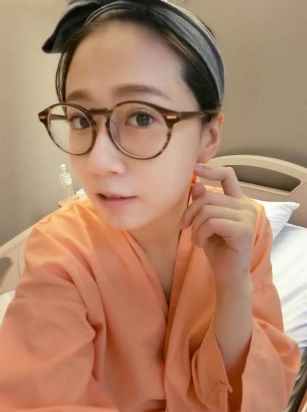方志友产后气色好