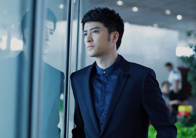 《趁我们还年轻》姚奕辰剧照