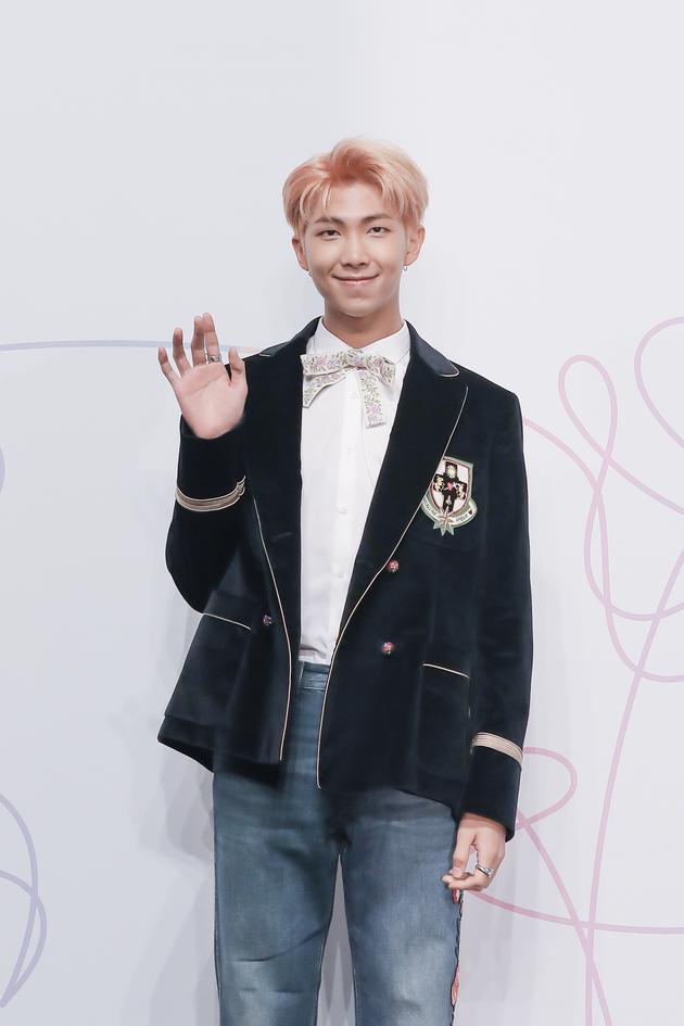 RapMonster活动名改为“RM” 展现未来音乐方向_手机新浪网