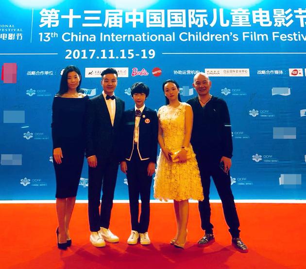 《龙虎少年2》主创合影