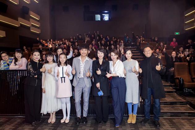 耿乐《嘉年华》