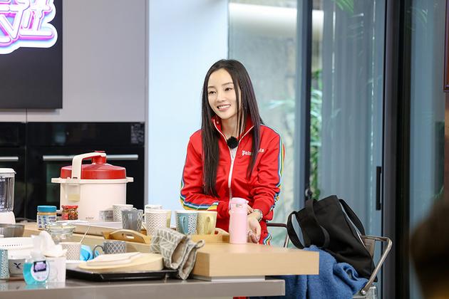 李小璐freestyle放飞自我 李静戴军诠释相处之道