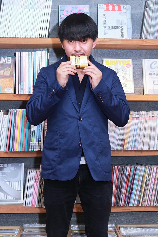 徐刚在片中饰演和尚