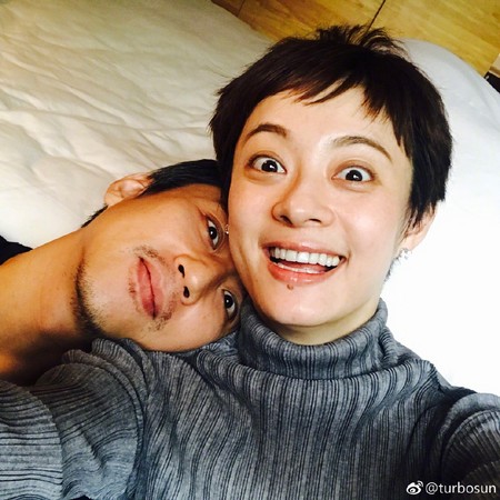 孙俪和邓超结婚7年,育有1子1女感情稳定甜蜜