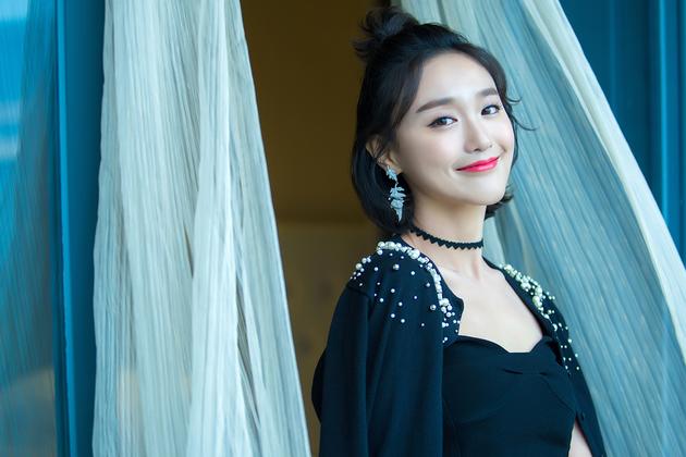 康琳浠笑容甜美