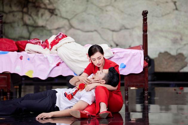 蓝盈莹饰演商琴琴