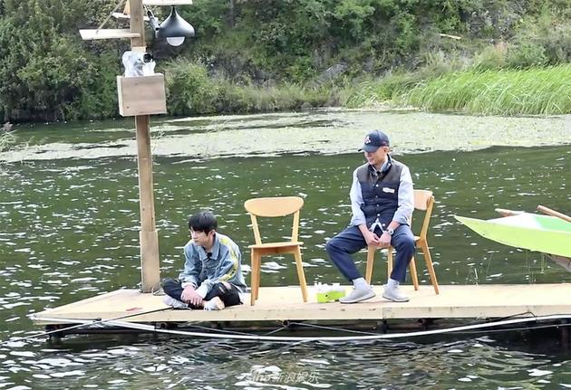 刘涛夸赞易烊千玺有魅力 放话“以后女婿就找这样的”