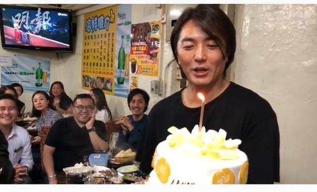 51岁郑伊健谈半百之年生日愿望:再上舞台