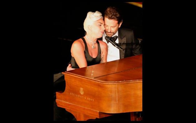 布莱德利·库珀、Lady Gaga奥斯卡合唱