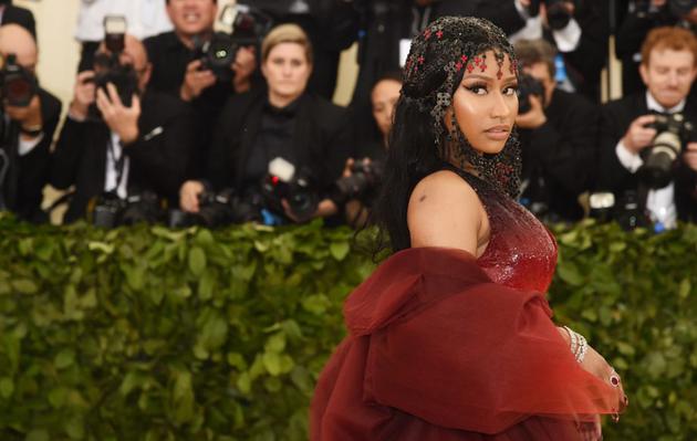 nicki minaj)刚刚正式宣布,她的全新录音室唱片《queen》的发行日期将