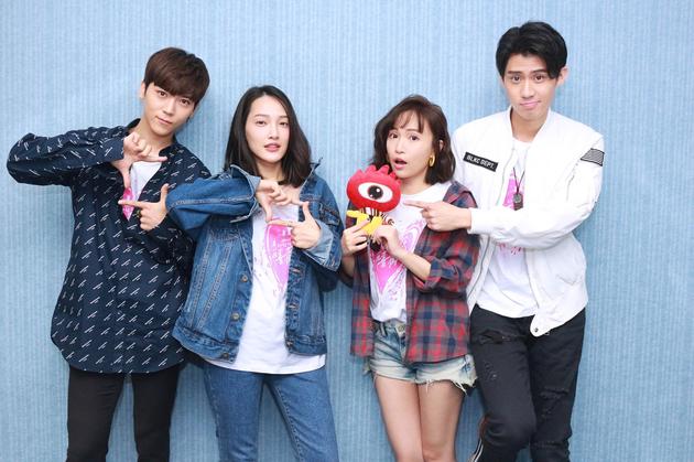 5张 《有一种喜欢》女主角林映唯,王宇儿 郑伟柏/策划 林怡妘/文,图