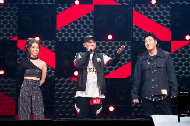 艾热回应那吾克热被diss我会百分之百地支持他