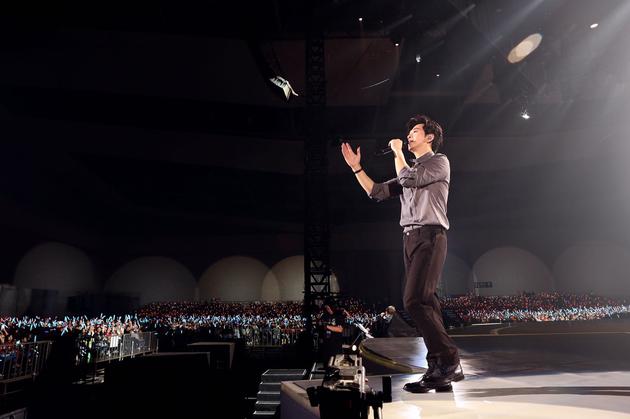 李健2018巡回演唱会演出图