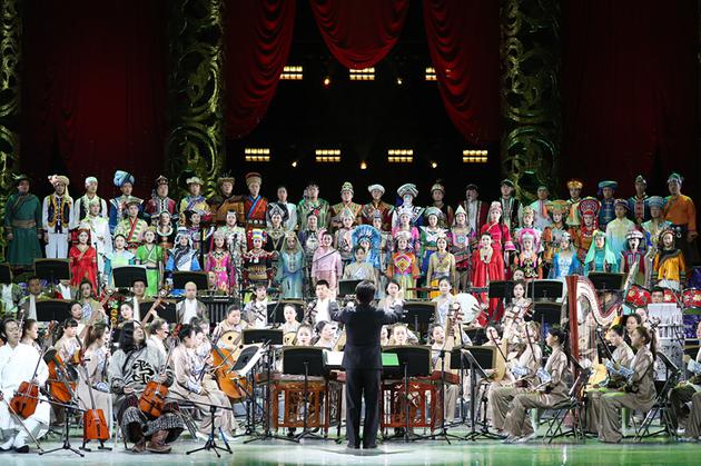 民族管弦乐组曲《七彩之和》