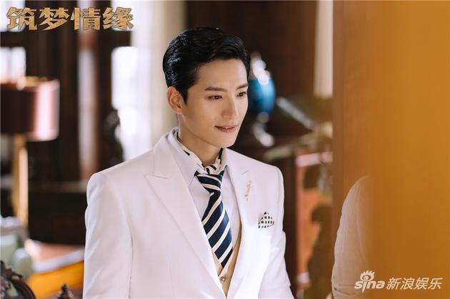 张峻宁饰杜少乾