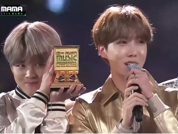 年度专辑奖：防弹少年团