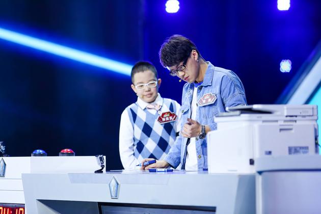 王昱珩再次派孙奕东、栾雨搭档挑战