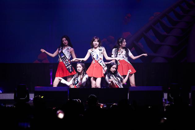 RedVelvet首次北美巡演落幕 8场演唱会均售罄满座|RedVelvet|北美巡演|售罄_新浪娱乐_新浪网