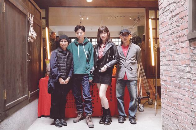 《花咲了女孩》举办开镜仪式