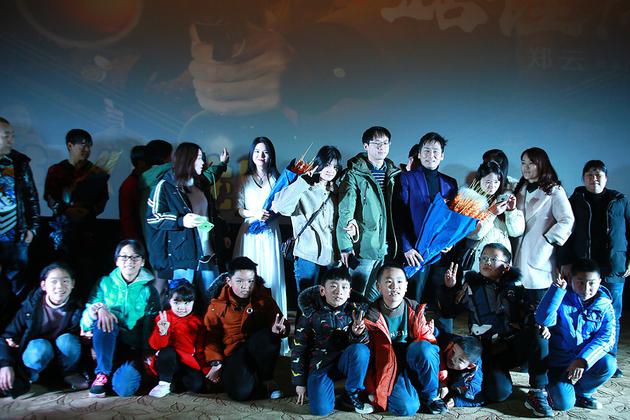 电影《站住！小偷》见面会人气旺