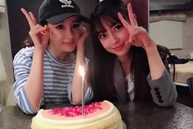 幂为baby庆31岁生日送祝福 亲切称呼“杨老师”