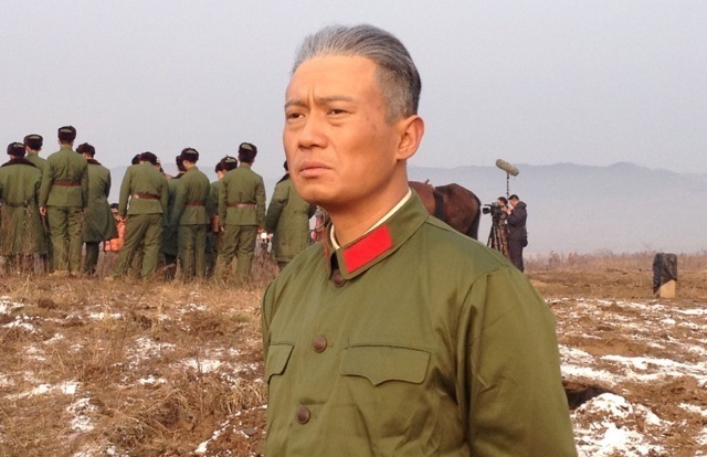 幕后花絮在剧中饰演肖凤旃的肖婷佳是第一次在荧屏上