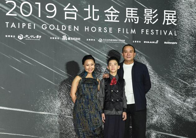 《那个我最亲爱的陌生人》吕雪凤(左起)、李英铨、导演张作骥