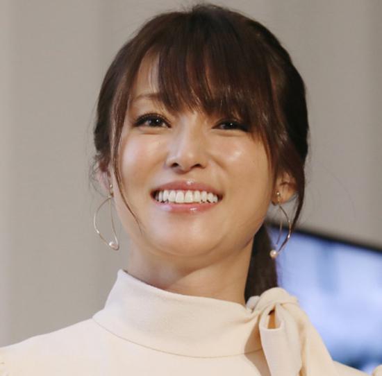 深田恭子男友默认恋情系为房地产上市公司老板 手机新浪网 深田恭子男友默认恋情系为房地产上市公司老板 手机新浪网