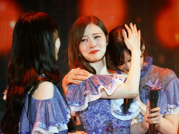 白石麻衣举行毕业演唱会一期生成员留言为其祝福 白石麻衣 演唱会 祝福 新浪女性 新浪网 白石麻衣举行毕业演唱会一期生成员留言为其祝福 白石麻衣 演唱会 祝福 新浪女性 新浪网