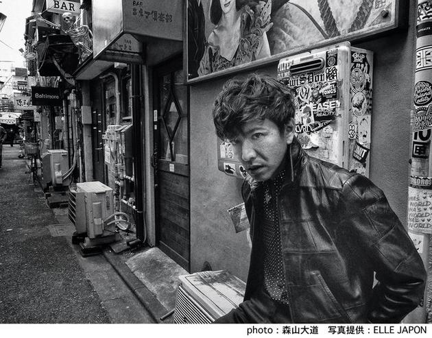 木村拓哉登《ELLE》四月号 漫步新宿街头谈音乐