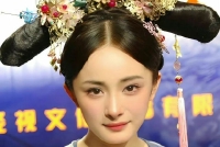 杨幂洛晴川早期旧照被考古 满脸胶原蛋白俏皮可爱灵气十足