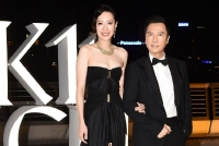 刘嘉玲郑秀文何超欣等同场比美 甄子丹携妻子亮相显甜蜜