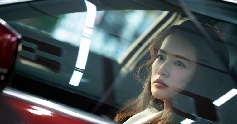 李沁《全世界静止的那一秒》