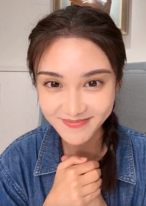 小说：穿越成杂毛鸟想摆烂？收拾俩转世大佬烂摊子竟强到逆天v1.5.2 官方安卓版