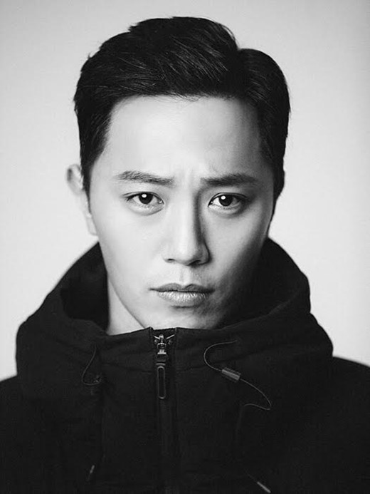 韩星晋久将主演谍战剧饰大使馆武官合作河智苑