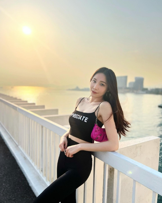 港版华灯将于佛山开拍邓伊婷确诊新冠遭换角