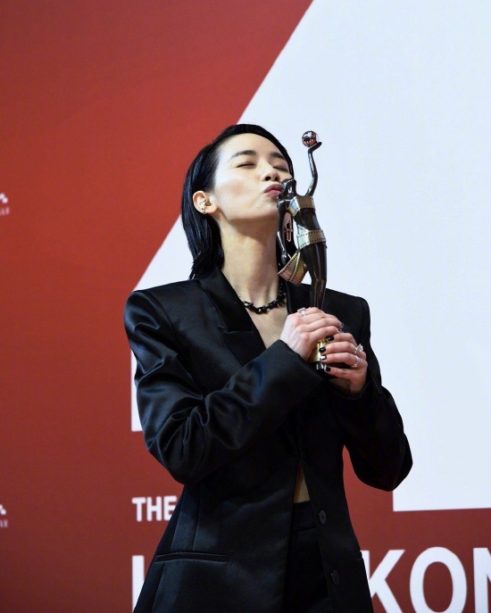 刘雅瑟凭《智齿》已斩获香港电影金像奖最佳女主角