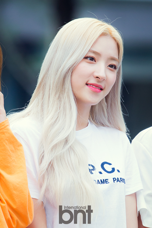 宇宙少女恩熙或演《学校2020》 饰单恋缺爱角色