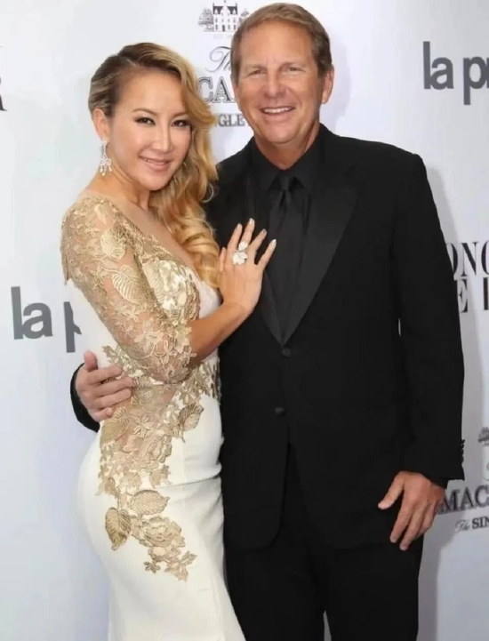 李玟新歌疑似回应离婚 歌词信息量太大