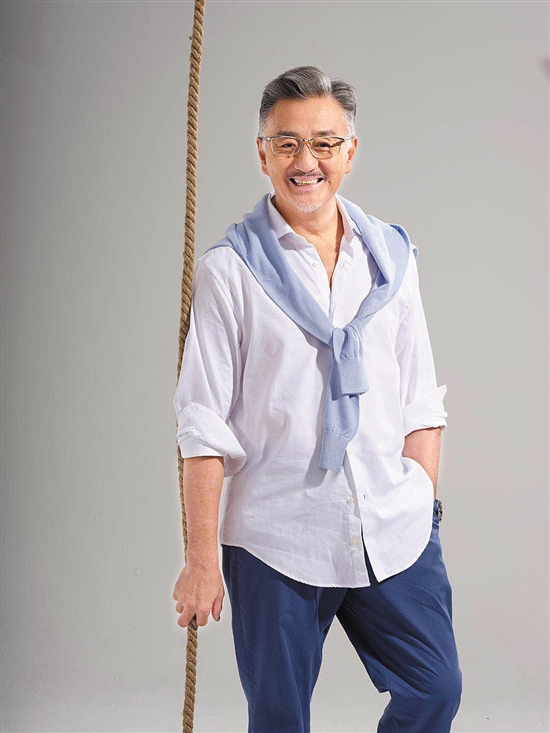 吴岱融27年后再发歌同演傅红雪朱一龙曾向他请教